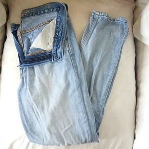 Light Washed Mom Jeans